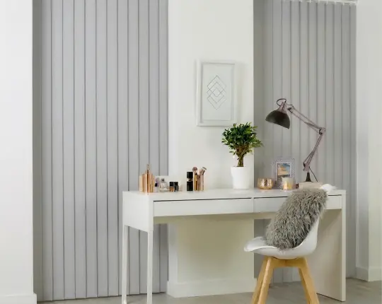 Triple Pinch Pleat Blinds