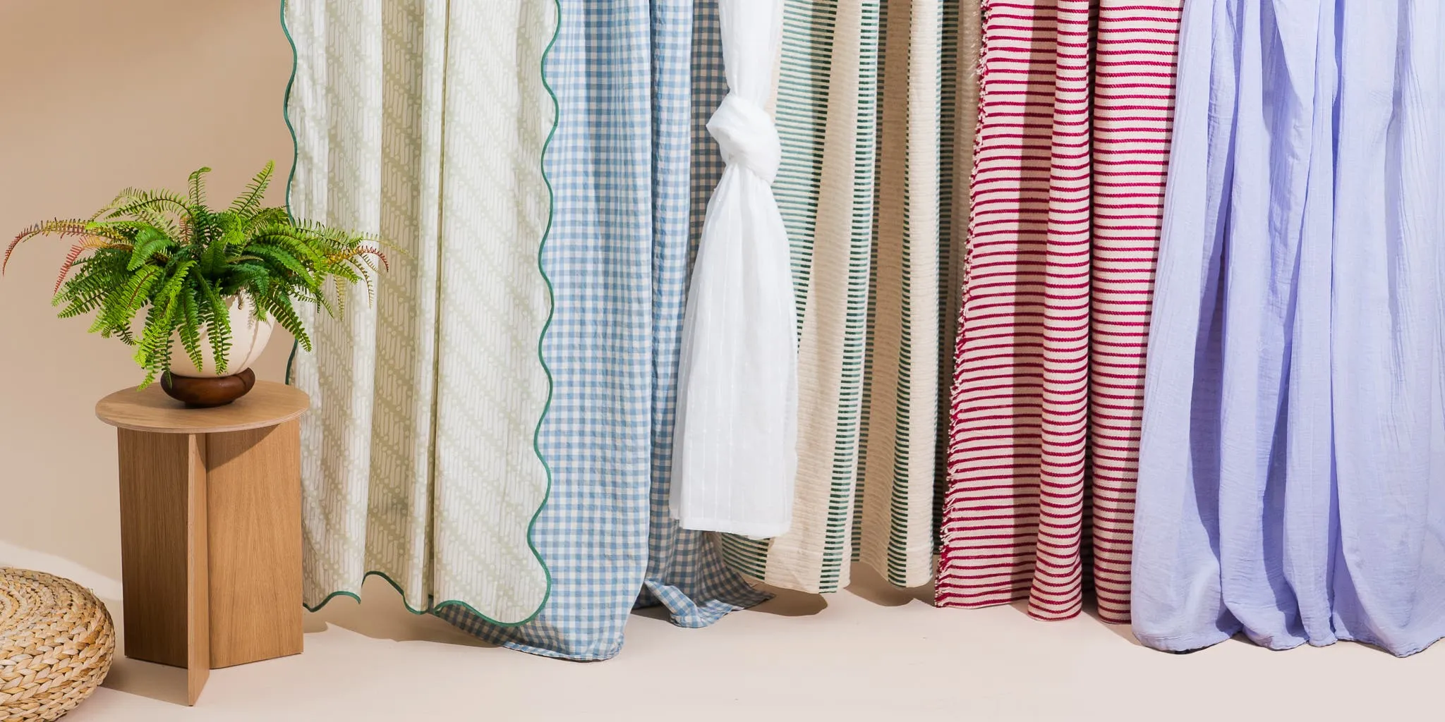A Complete Guide to Different Curtain Fabrics and Their Benefits