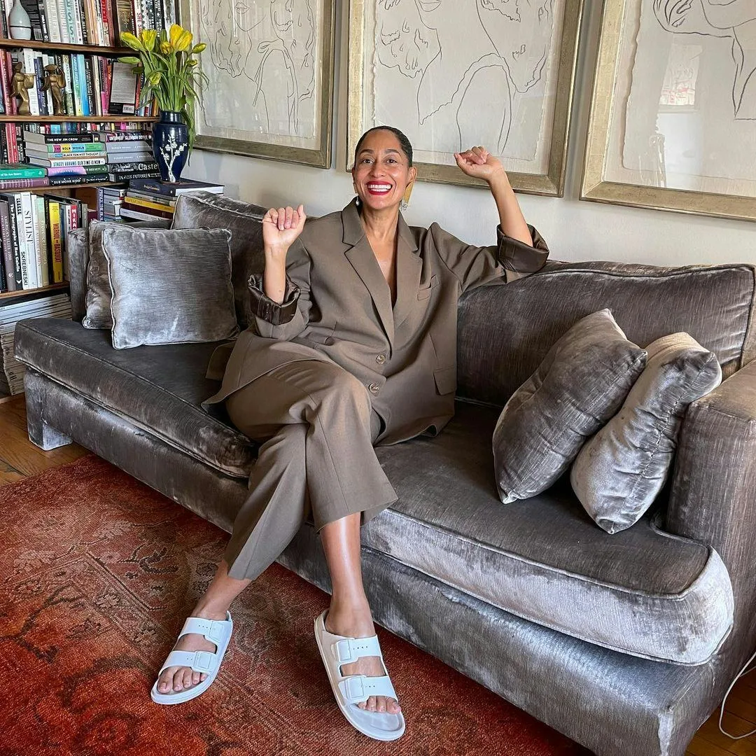 10 celebrity couches-Approved Couch Trends Are All About Making A Statement